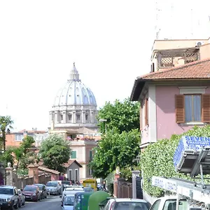 Appartamento M&c San Pietro Basement House, Roma